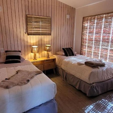 Cabana En Laguna Azul Patagonia Bagual Villa Torres del Paine National Park ภายนอก รูปภาพ