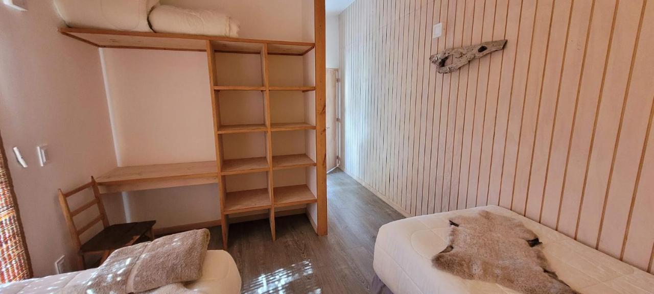 Cabana En Laguna Azul Patagonia Bagual Villa Torres del Paine National Park ภายนอก รูปภาพ