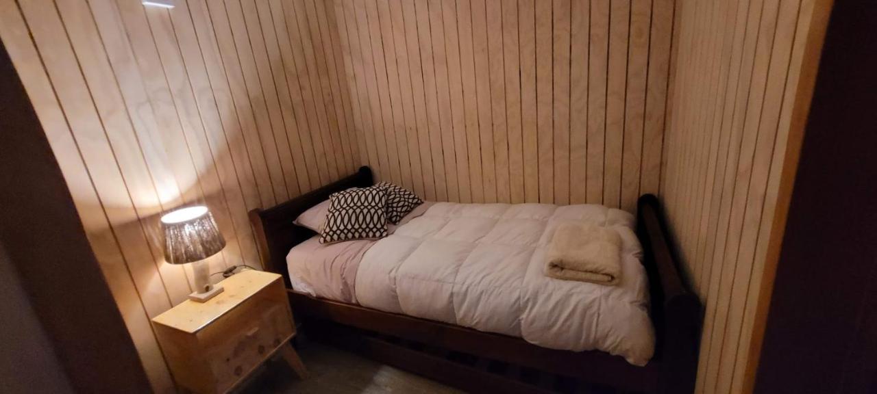 Cabana En Laguna Azul Patagonia Bagual Villa Torres del Paine National Park ภายนอก รูปภาพ